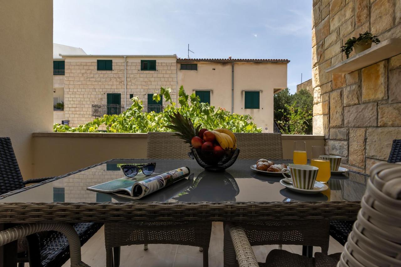 Rafael Makarska Exterior foto